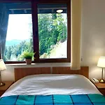 Mountain View, Grand Monastery Pamporovo, Location Apartment