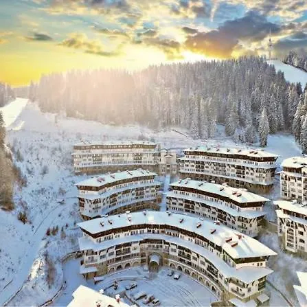 Apartment Mountain View, Grand Monastery Pamporovo, Location